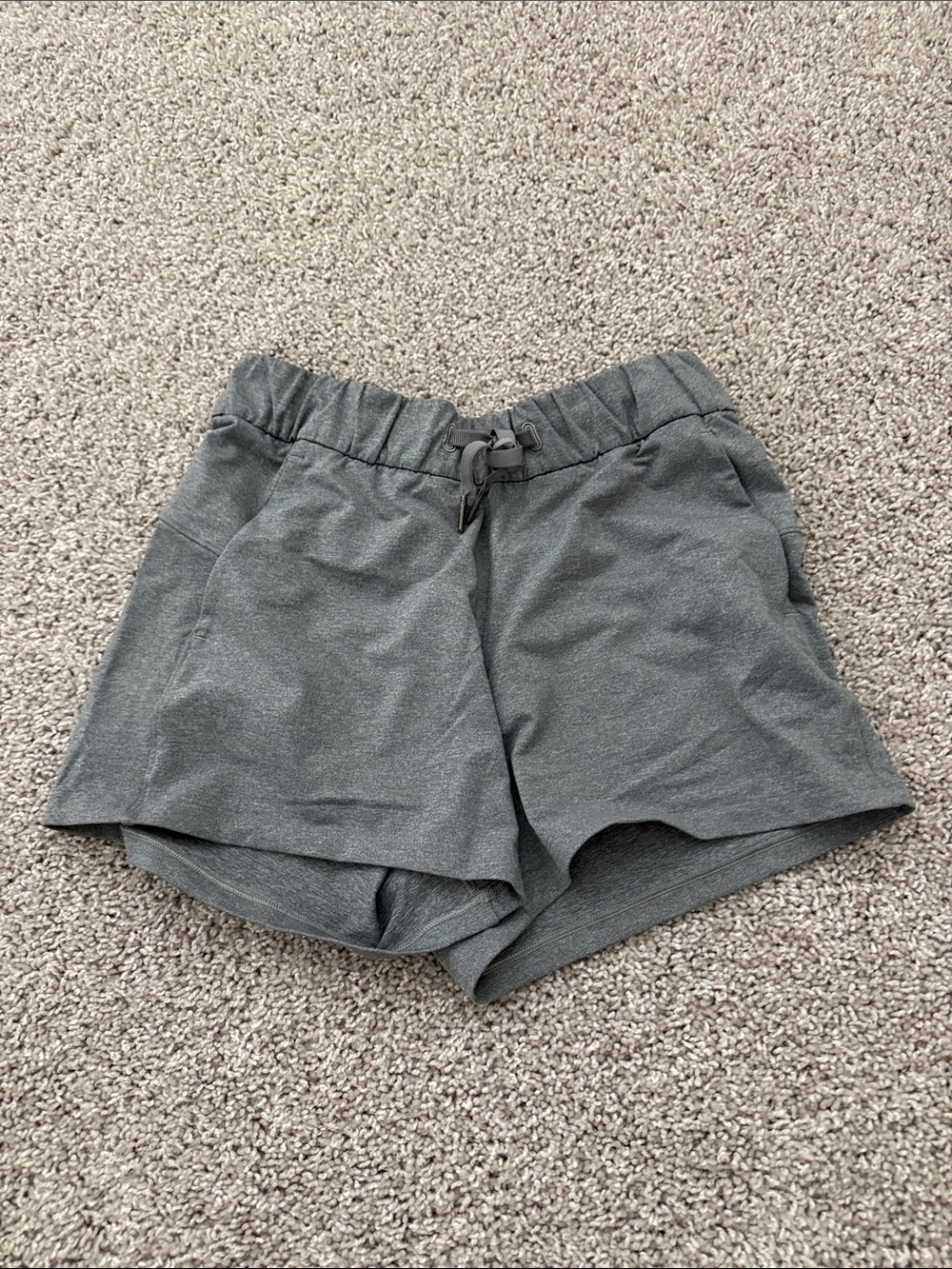 Lululemon on the fly gray Shorts
